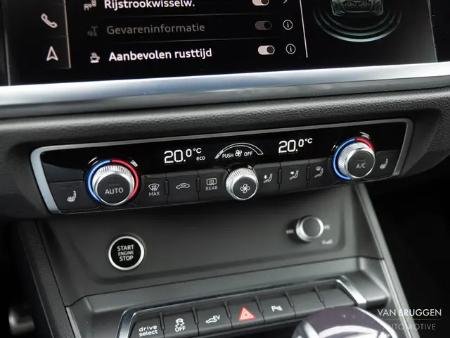 Audi Q3 Sportback 45 TFSI e S-Line 2022 Hybride Benzine 33