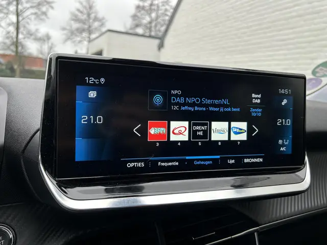 Peugeot 2008 1.2 Turbo 100 PK Allure Pack | 2021 Benzine 14