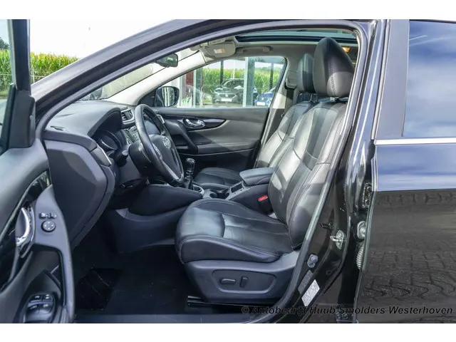 Nissan QASHQAI 1.2 Premier Edition 2014 Benzine 14