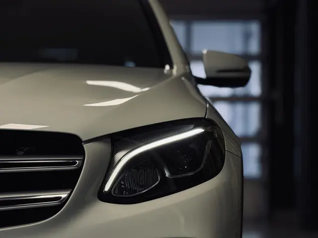 Mercedes-Benz GLC 250 4MATIC Prestige 2016 Benzine 21