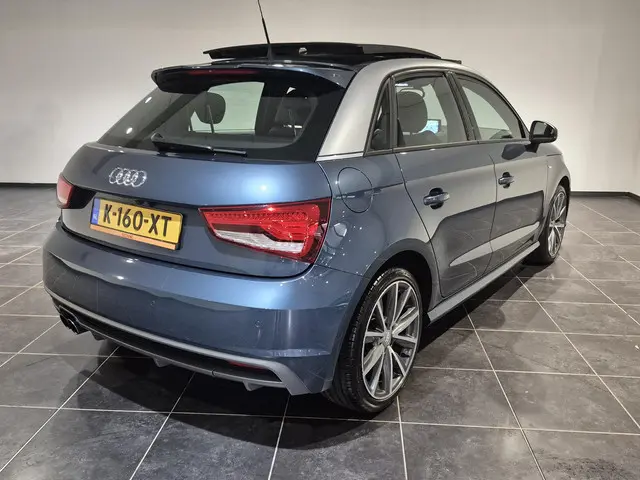 Audi A1 Sportback 1.4 TFSI Advance Sport 2018 Benzine 2