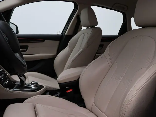 BMW 2 Serie Active Tourer 218i 2020 Benzine 11