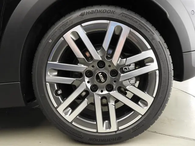 MINI 3-Deurs Cooper C 2024 Benzine 32