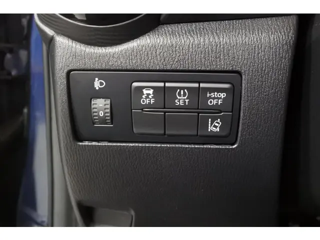 Mazda 2 1.5 90pk Nakama 2016 Benzine 15