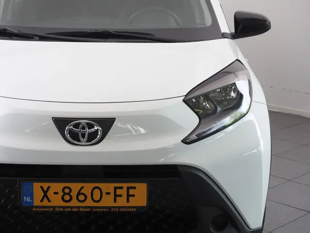 Toyota Aygo X 1.0 VVT-i MT Play 2023 Benzine 16