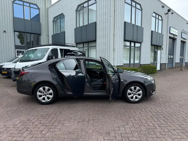 Opel Insignia 1.4 T EcoFLEX Business+ 2015 Benzine 5