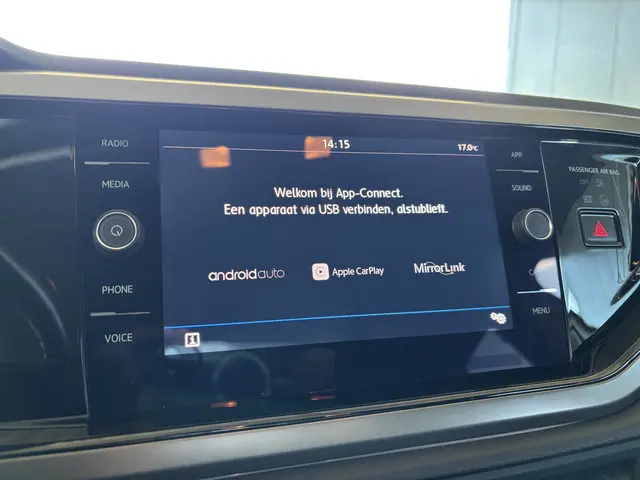 Volkswagen Polo 1.0 TSI Highline 2019 Benzine 12