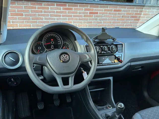 Volkswagen up! Sound Airco/Lmv/Pr-Glass 2018 Benzine 8