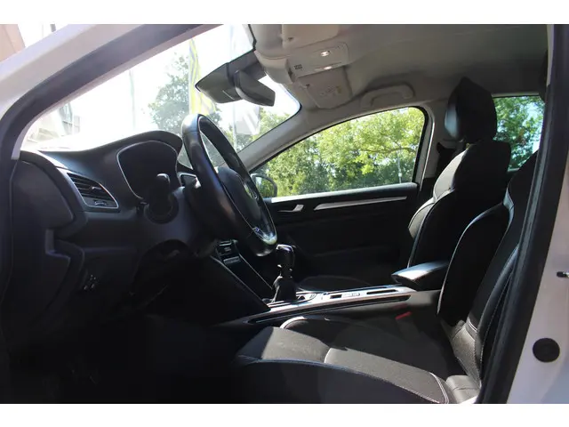 Renault Mégane Estate 1.3 TCe Intens 2021 Benzine 10