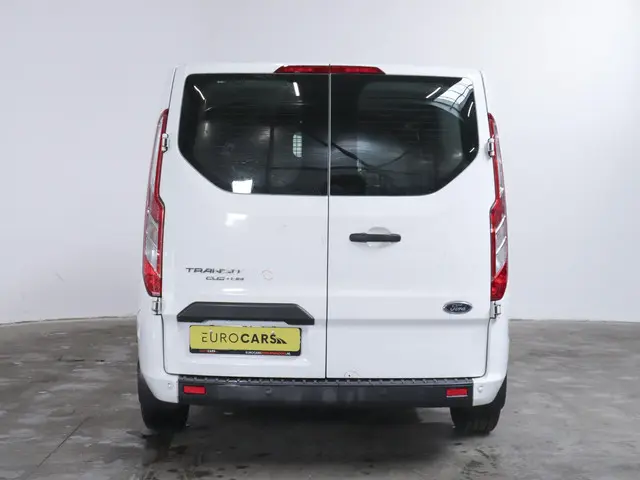 Ford Transit Custom L2H1 Trend 2020 Diesel 3