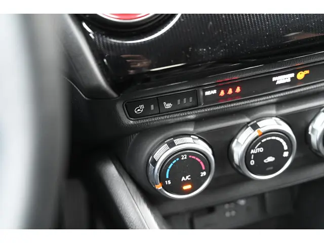 Mazda 2 e-SkyActiv-G 90 6MT Homura 2024 Benzine 24