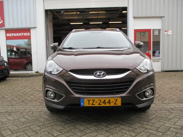 Hyundai ix35 1.6i GDI i-Magine 2013 Benzine 10