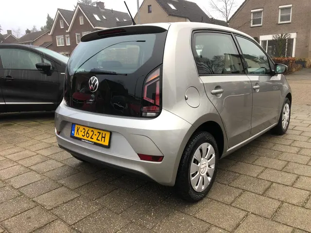Volkswagen up! 1.0 Volkswagen Up 2021 Benzine 5