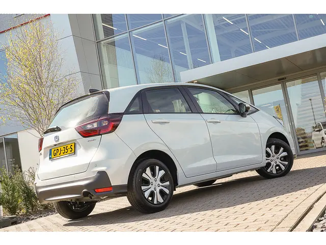 Honda Jazz 1.5i e:HEV ELEGANCE 2024 Hybride Benzine 33
