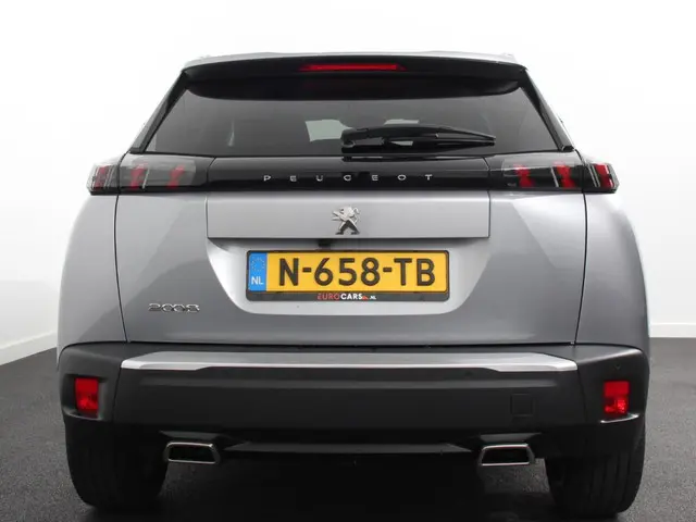 Peugeot 2008 1.2 PureTech Allure 2022 Benzine 5