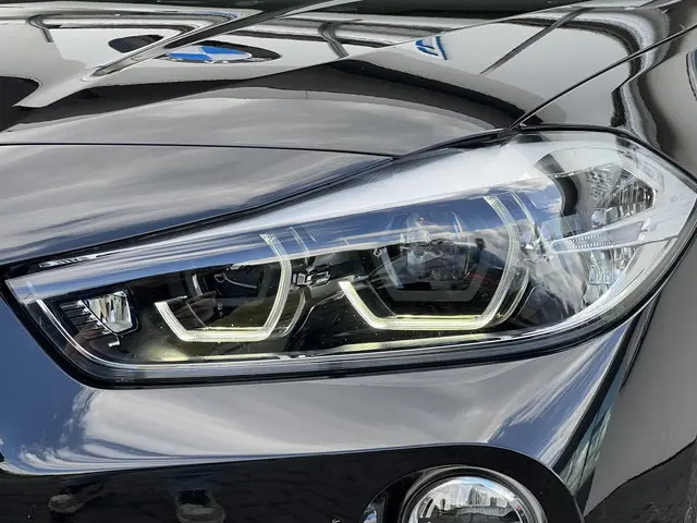 BMW X2 sDrive20i High Executive Edition 2019 Benzine 4