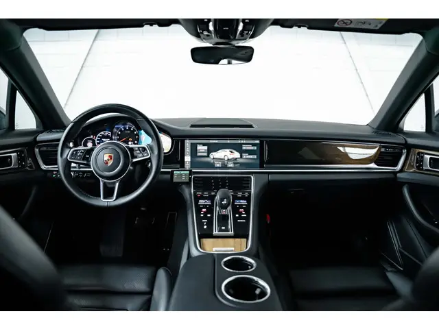 Porsche Panamera Sport Turismo 2.9 4S 2018 Benzine 24