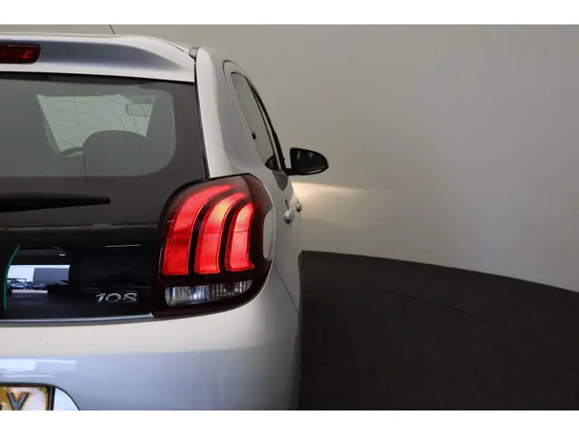 Peugeot 108 1.0 e-VTi Active 2018 Benzine 33