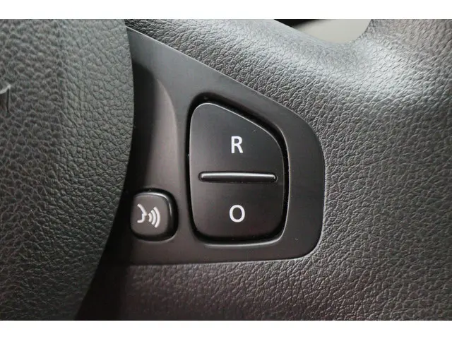 Renault Trafic 1.6 dCi T29 L2H1 DC Comfort 2016 Diesel 36