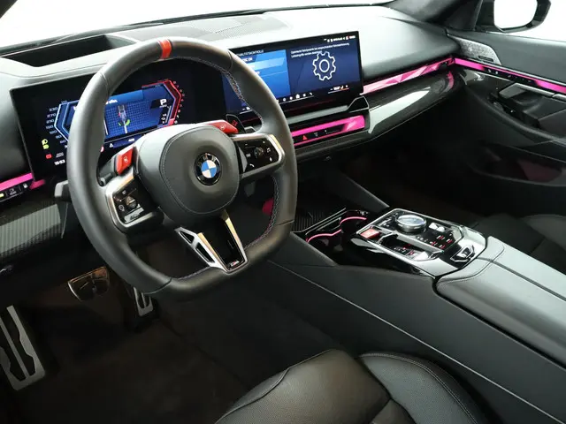 BMW M5 5-serie 2025 Hybride Benzine 88