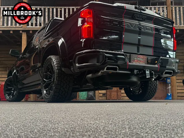 Chevrolet Silverado high country 6.2 V8 2024 LPG/Gas 10