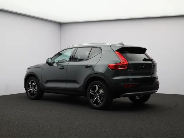 Volvo XC40 2.0 B3 Business Edition 2025 Benzine 15
