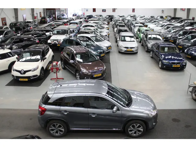 Citroën C4 Aircross 1.6 Tendance 2012 Benzine 28