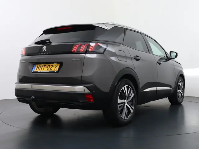Peugeot 3008 1.6 HYbrid 225 Allure 2021 Benzine 7