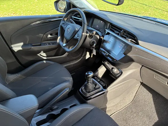 Opel Corsa 1.2 Turbo 100Pk Elegance 2023 Benzine 10