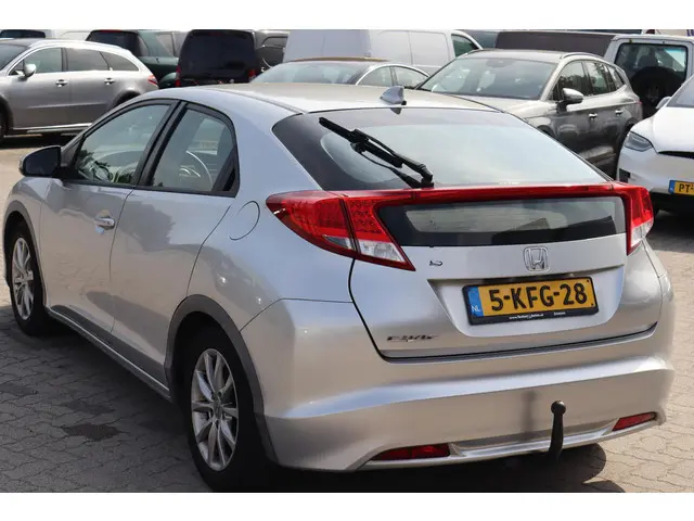 Honda Civic 1.4 Comfort 2013 Benzine 6