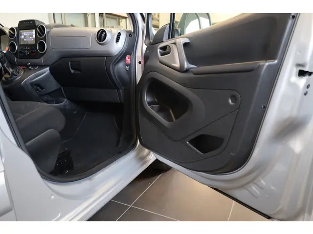 Peugeot Partner Tepee PT Active 2018 Benzine 6