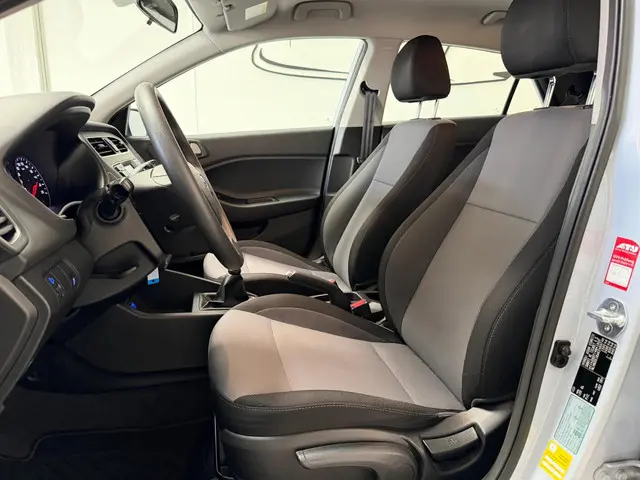 Hyundai i20 1.2 Comfort EASSS Sport Lijn 2018 Benzine 11
