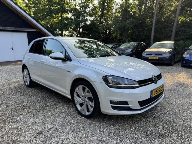 Volkswagen Golf 2