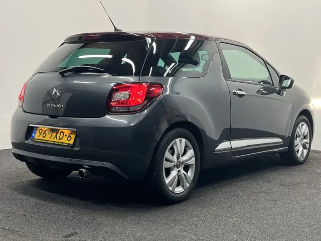 Citroën DS3 1.6 VTi So Chic 2012 Benzine 26