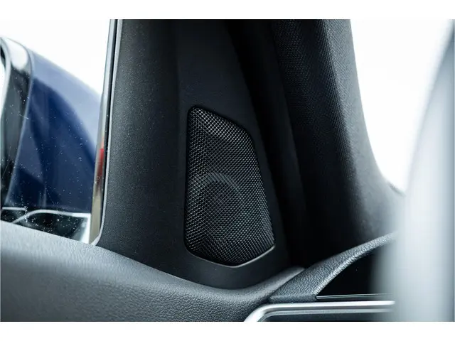 BMW 3 Serie Touring 320i Sportline 2021 Benzine 48