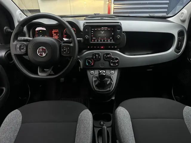 Fiat Panda 1.0 Hybrid City Life 2022 Benzine 12