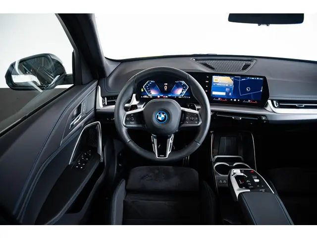 BMW X1 xDrive30e 2024 Hybride Benzine 14