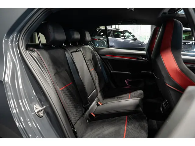 Volkswagen Golf 2.0 TSI GTI 2022 Benzine 16