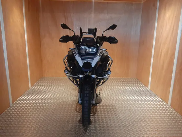 BMW R 1200 GS Adventure 3