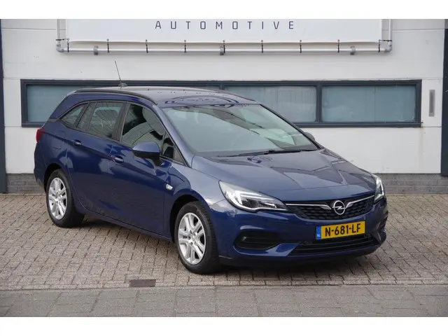 Opel Astra Sports Tourer 1.2 Edition 2020 2020 Benzine 4