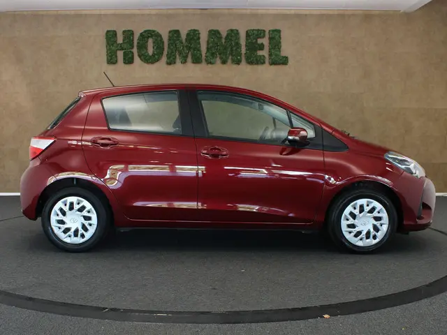 Toyota Yaris 1.5 VVT-i Aspiration 2017 Benzine 13