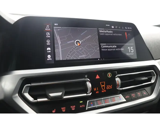 BMW 3 Serie 330i High Executive 2020 Benzine 46