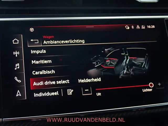 Audi RSQ8 4.0TFSI QUATTRO 2021 Benzine 31