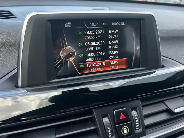 BMW X1 sDrive20i Centennial Executive 2016 Benzine 10