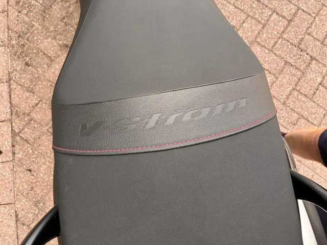 Suzuki V-Strom All-Road DL650 ABS. 2013 Benzine 14