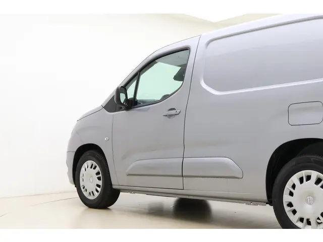 Opel Combo-e Electric 136 L1 50kWh 2025 Elektrisch 12