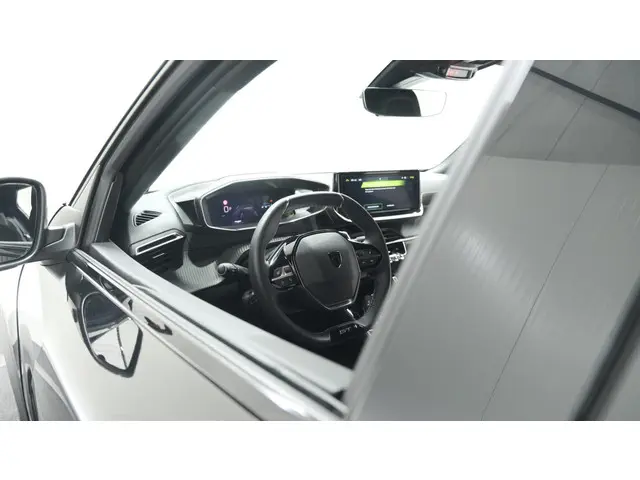 Peugeot 2008 2