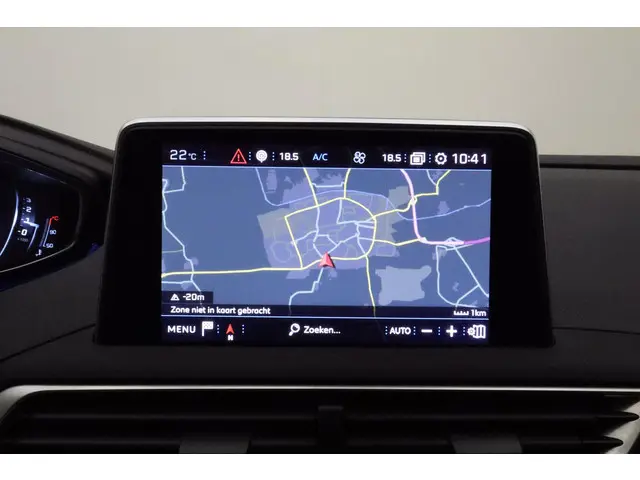 Peugeot 3008 1.2 PureTech Crossway 2019 Benzine 23