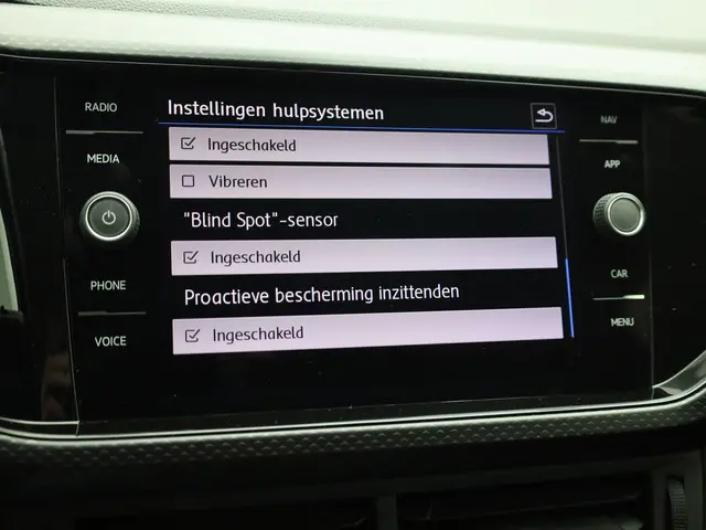 Volkswagen T-Cross 1.0TSI/115PK DSG Life 2019 Benzine 39