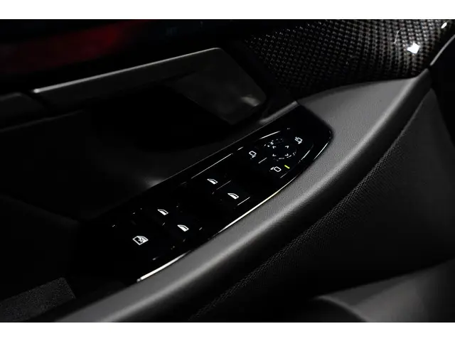 BMW M5 5-serie Touring 2025 Hybride Benzine 7